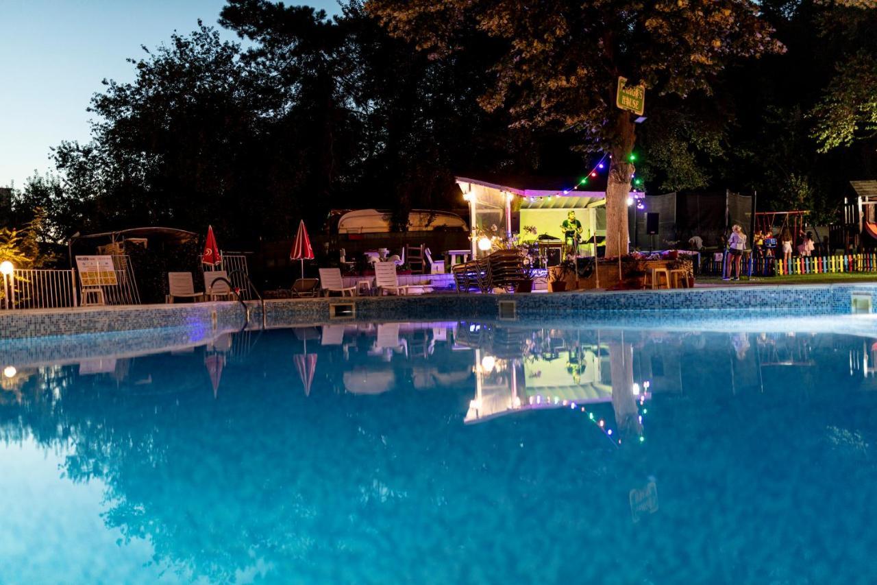 Helios Hotel Balchik Esterno foto