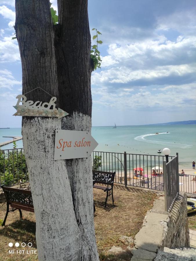 Helios Hotel Balchik Esterno foto