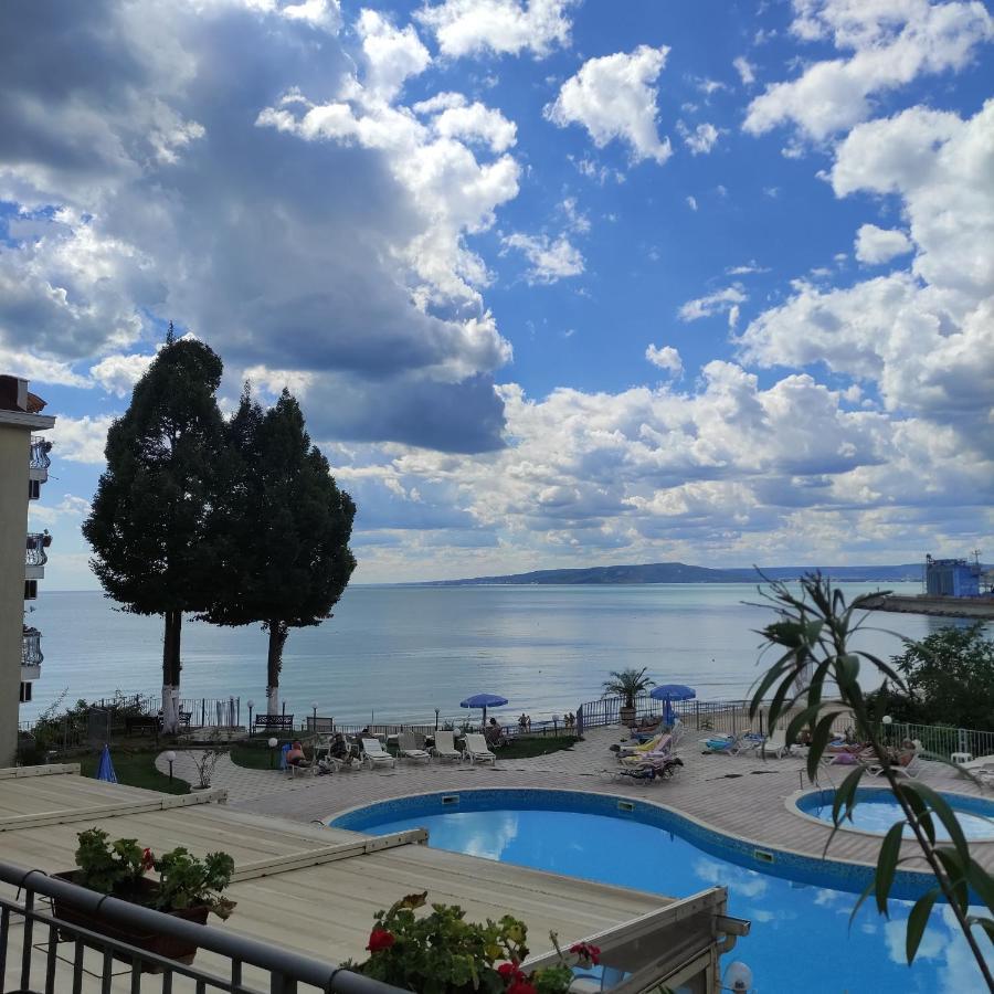 Helios Hotel Balchik Esterno foto