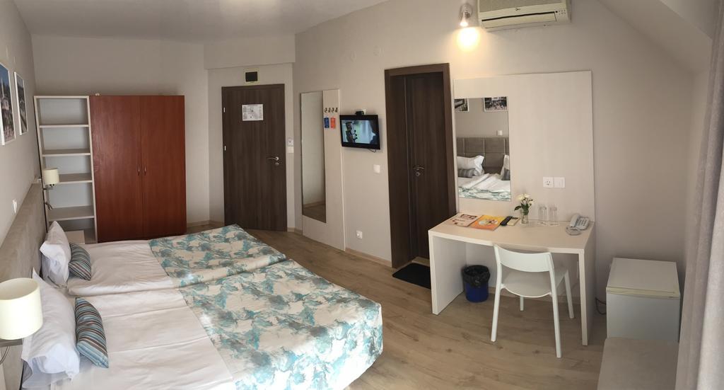 Helios Hotel Balchik Esterno foto