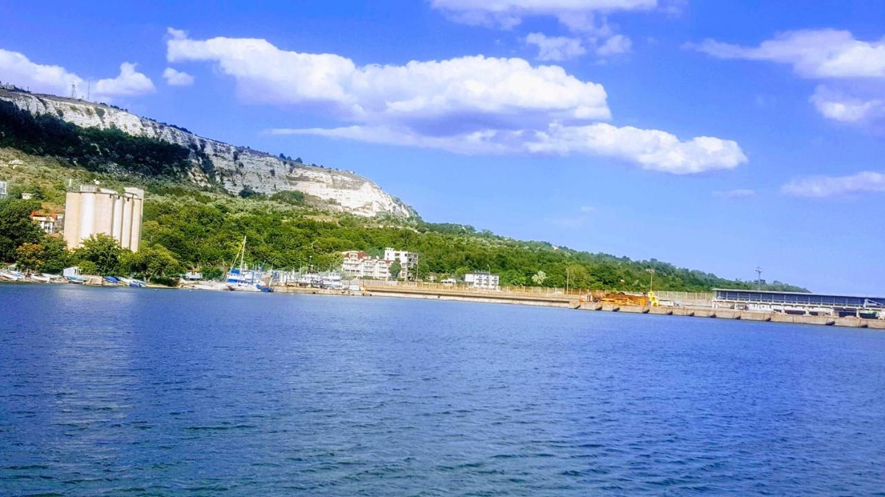 Helios Hotel Balchik Esterno foto