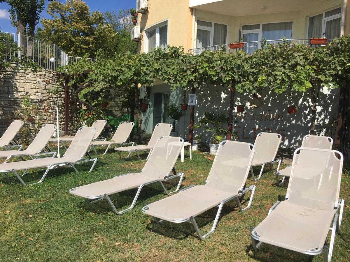 Helios Hotel Balchik Esterno foto