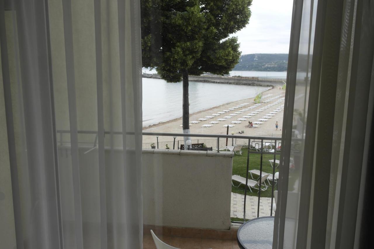 Helios Hotel Balchik Esterno foto